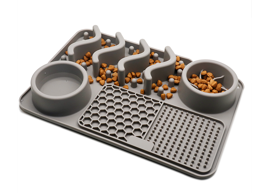 CalmLick™ Slow Feeder Mat 🐶🧡 — Stress Relief & Healthy Eating