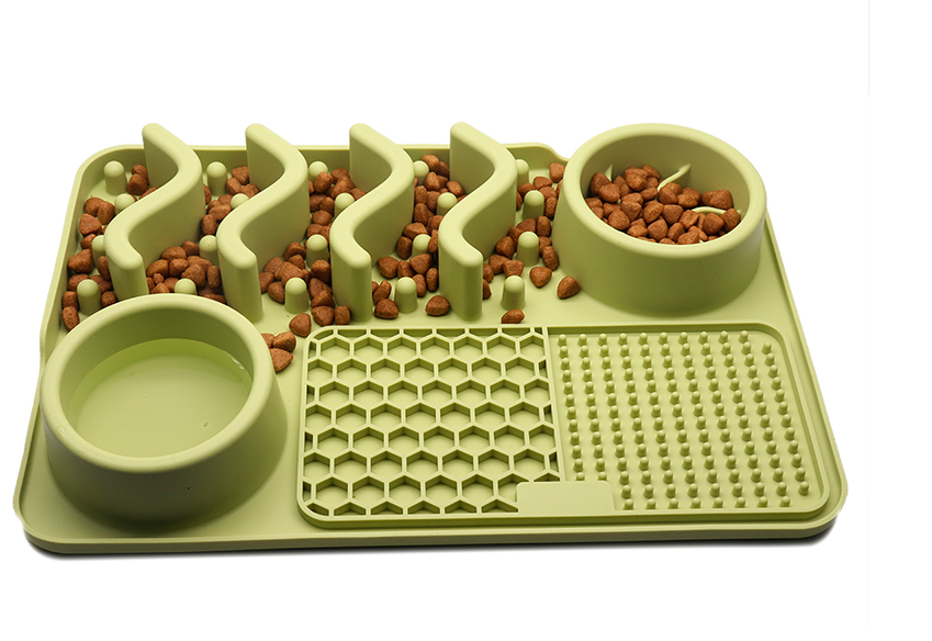 CalmLick™ Slow Feeder Mat 🐶🧡 — Stress Relief & Healthy Eating
